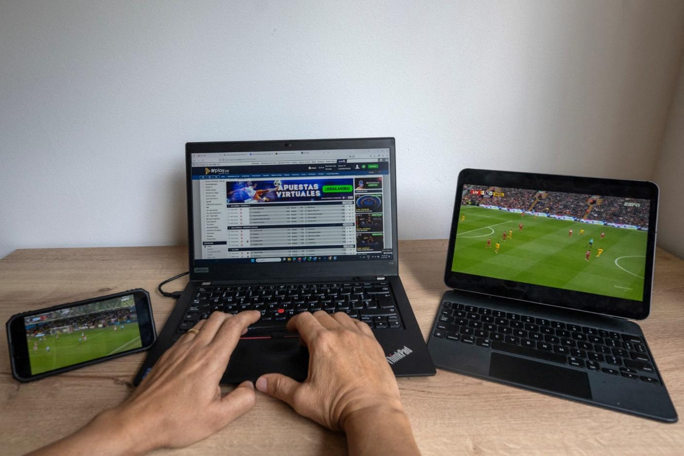 Sportsbook betting odds on a mobile screen